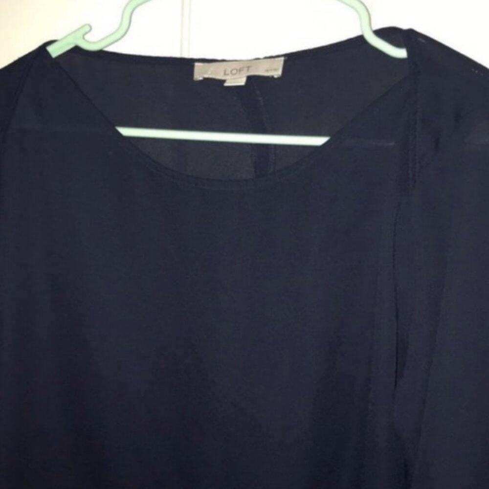 LOFT long sleeve shirt navy with lace accent LP - Picture 5 of 6